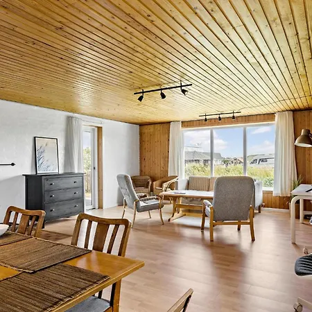 2 Bedroom In Prázdninový dům