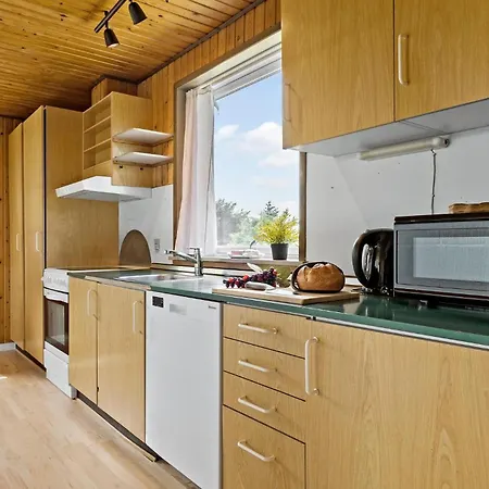 2 Bedroom In *