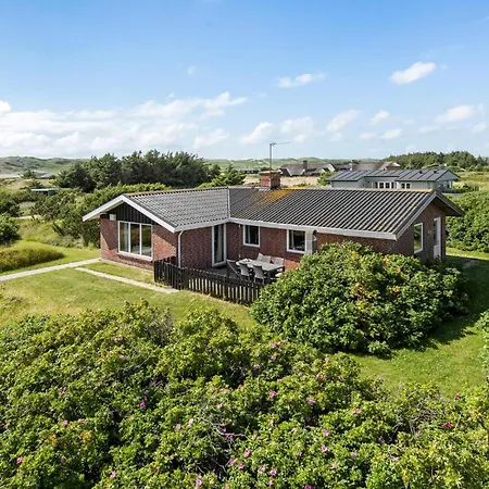 Holiday home 2 Bedroom Nice In *